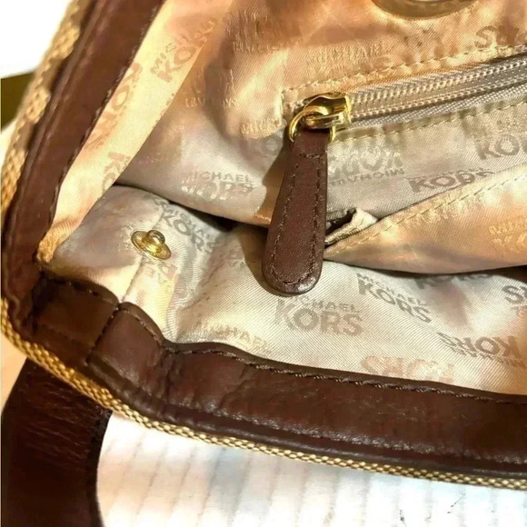 Michael kors MK signature print canvas tote handbag - Picture 12 of 13